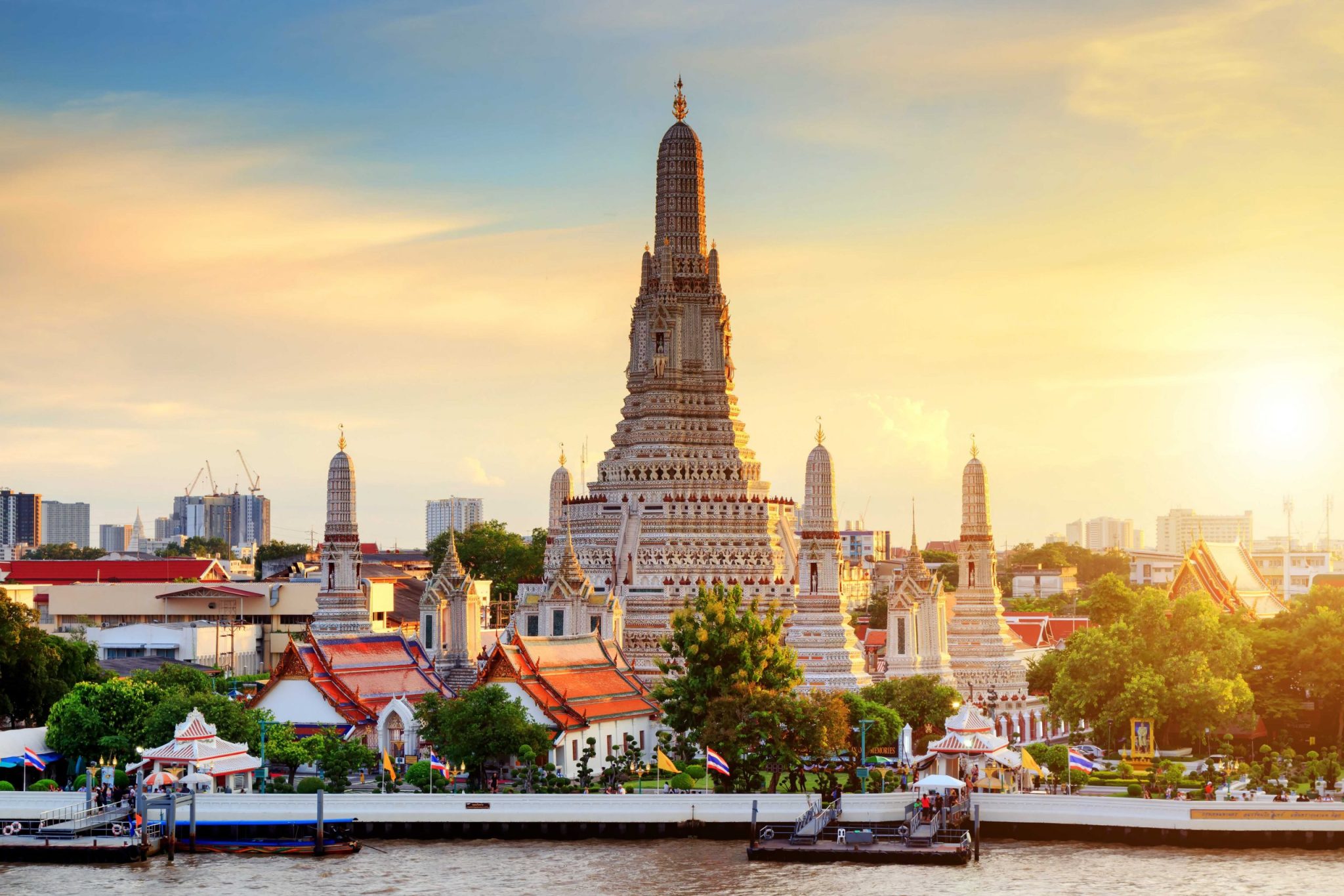 The Temple of morning Dawn Bangkok